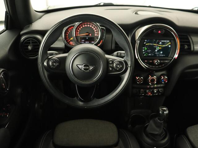 Mini COOPER Mini 1.5 | LED | Navigatie | Carplay | Cruise Control | Sportstoelen | Bleutooth | PDC | Airco