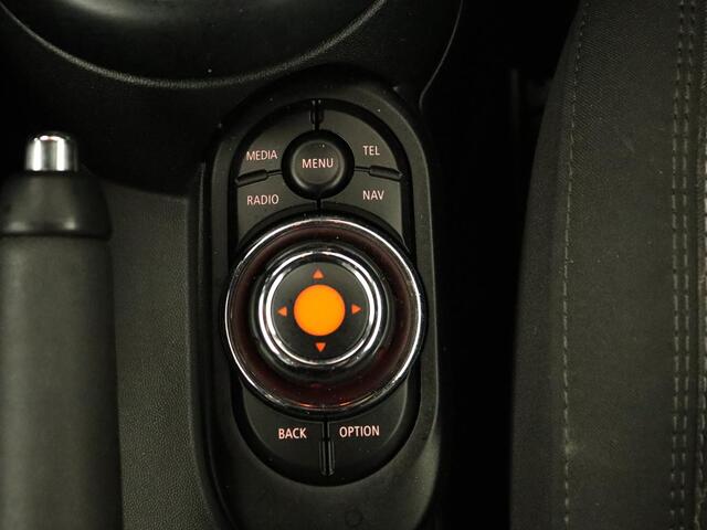 Mini COOPER 1.5 Chili | Automaat | Stoelverwarming | Full LED | Navigatie | Parkeerhulp | Sportstoelen | Climate control | Cruise control