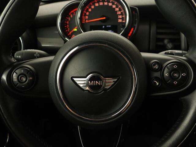Mini COOPER 1.5 Chili | Automaat | Stoelverwarming | Full LED | Navigatie | Parkeerhulp | Sportstoelen | Climate control | Cruise control