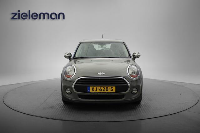 Mini COOPER 1.5D Business One - Navi