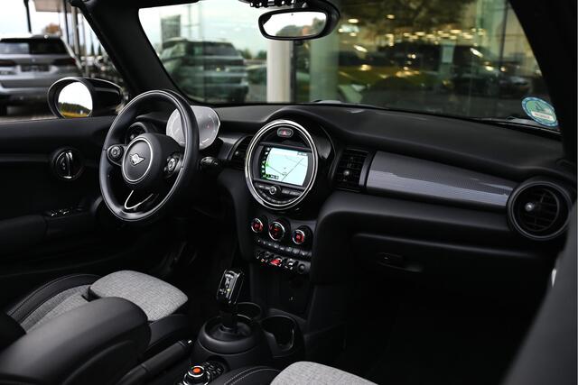 Mini COOPER Cabrio Automaat / Comfort Access / LED / Stoelverwarming / Comfortstoelen / Aircondtitioning / Cruise Control / PDC