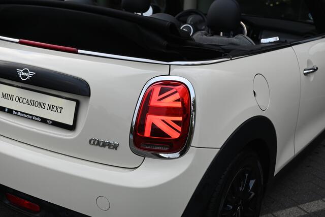 Mini COOPER Cabrio Automaat / Comfort Access / LED / Stoelverwarming / Comfortstoelen / Aircondtitioning / Cruise Control / PDC