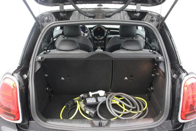 Mini COOPER Electric Business Edition 33 kWh - Carplay, Navi, Camera, Stoelverw.
