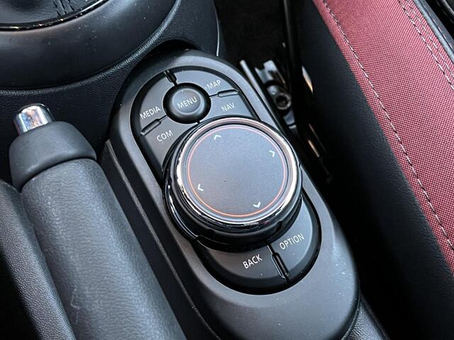 Mini COOPER Mini 1.5 Aut JCW pakket | Harman Kardon | HUD | Stoelverwarming | Sportstoelen | Supercompleet!