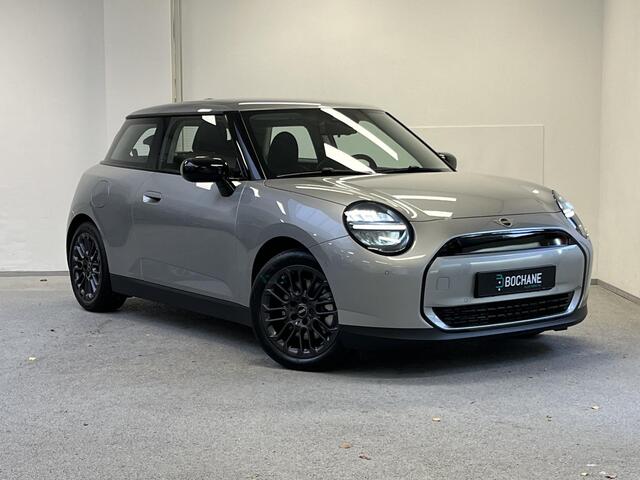 Mini COOPER Mini E Essential 40.7 kWh | CAMERA | CARPLAY | NIEUW |