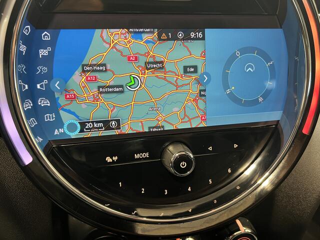 Mini COOPER Mini 1.5 Essential | Navigatie/Android/Apple Carplay | LM Velgen 17" | Elektrisch Panoramadak