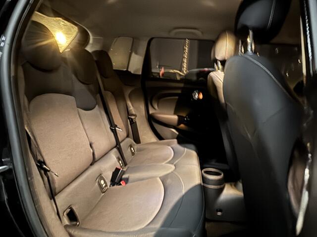 Mini COOPER Mini 1.5 Pepper Serious Business