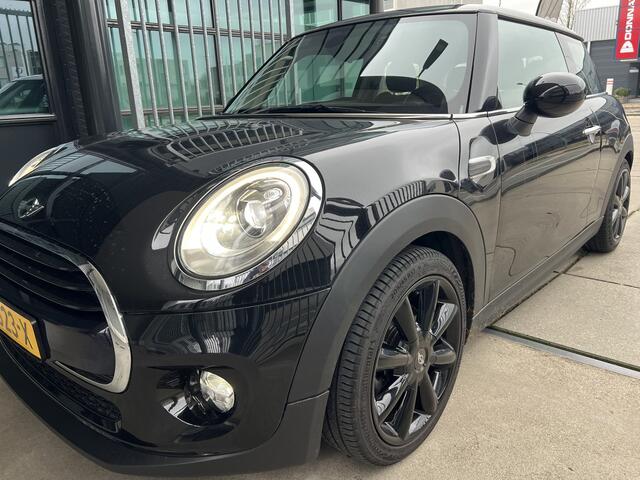 Mini COOPER Mini 1.5 Chili | AUTOMAAT | NAVI | CRUISE CONTROL | PDC | STOELVERWARMING | CLIMATE CONTROL | LMV 17'' | KEYLESS | BLUETOOTH