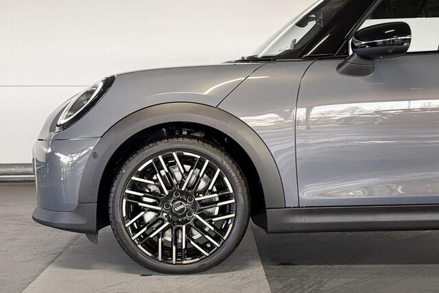 Mini COOPER Cabrio 2.0 C Favoured L