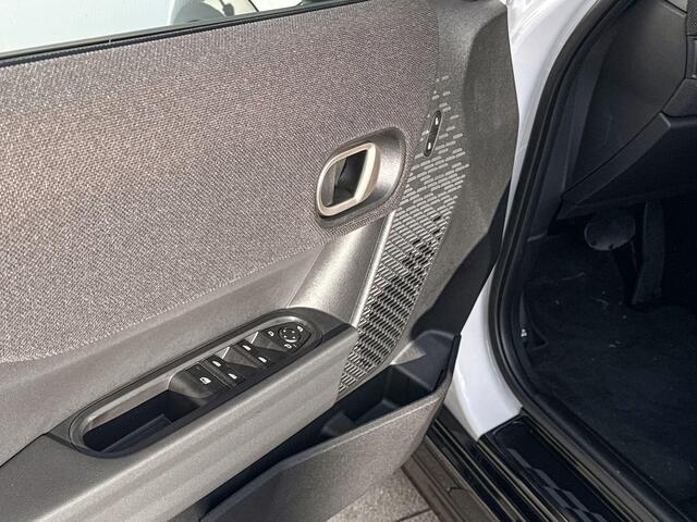 Mini COOPER 5-deurs 1.5 Cooper C John Cooper Works XL