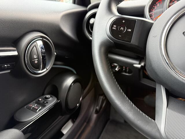 Mini COOPER Mini 1.5 Camden Aut., Navi | Clima | CarPlay