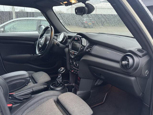 Mini COOPER Mini 1.5 136pk Aut. 5 Deurs Chili Serious Business Led koplampen Navigatie 61dkm!!