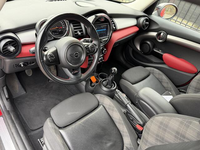 Mini COOPER Mini 1.5 Carplay/Navi/Clima/Cruise/PDC