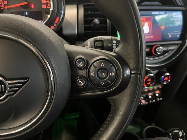 Mini COOPER 1.5 136pk Automaat Chili Serious Business | Climate Control | Harman Kardon | Navigatie | Full LED | 17" Rail Spoke Lichtmetalen Velgen | Parkeer sensoren V+A | Stoelverwarming