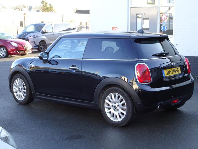 Mini COOPER Mini 1.5 Business Automatische airco, navigatie, cruise controle, parkeersensoren, licht metalen velgen, GEEN IMPORT, enz.