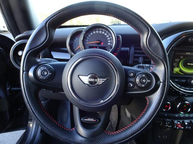 Mini COOPER Mini 1.5 Business Automatische airco, navigatie, cruise controle, parkeersensoren, licht metalen velgen, GEEN IMPORT, enz.