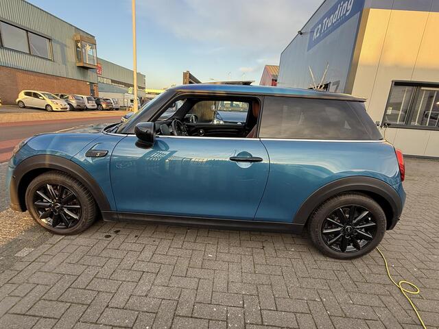 Mini COOPER E S 184PK 33kWh Voll leder interieur BRUIN, PANO, H-K Audio Camera APPLE CARPLAY