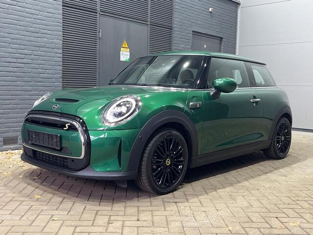 Mini COOPER MINI Yours 33 kWh | Leder | Head-Up | Stoelverwarming | Camera | Navigatie | PDC V+A