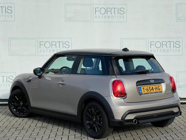 Mini COOPER Mini 1.5 Camden Edition NL AUTO | CARPLAY | DEALER ONDERH | UNION JACK