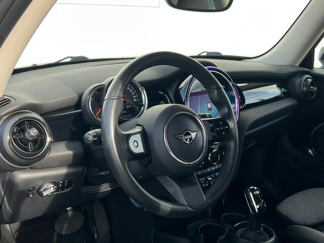 Mini COOPER Mini 1.5 Camden Edition NL AUTO | CARPLAY | DEALER ONDERH | UNION JACK