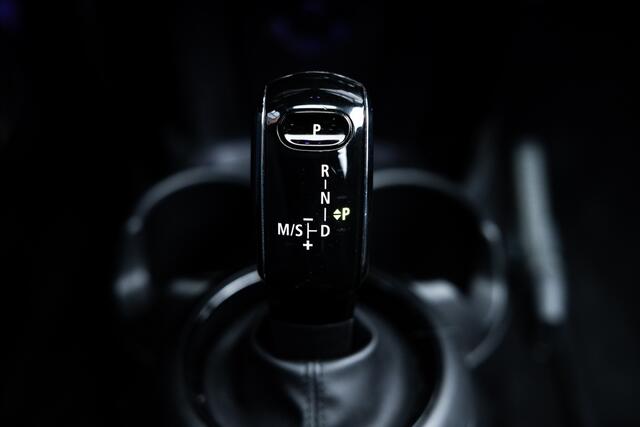 Mini COOPER Mini 1.5 Dalston Edition | Pano | CarPlay | Camera |