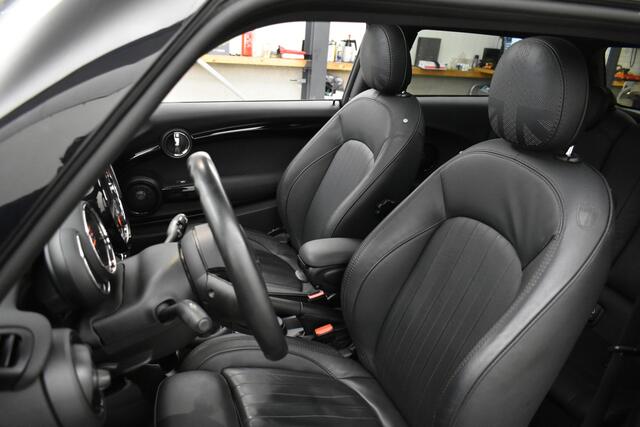 Mini COOPER Mini 1.5 60 Years Edition Panodak Vol Leder Harman Cardon Zwarte hemel Navi