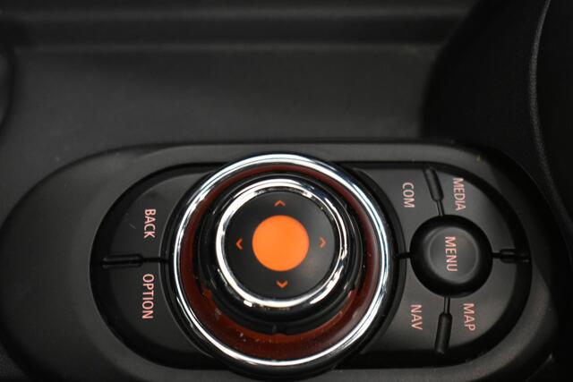 Mini COOPER Mini 1.5 60 Years Edition Panodak Vol Leder Harman Cardon Zwarte hemel Navi