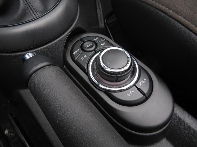 Mini COOPER Mini Cabrio 1.5 Automaat Classic Trim 1e Eigenaar Airco Cr-Control CarPlay