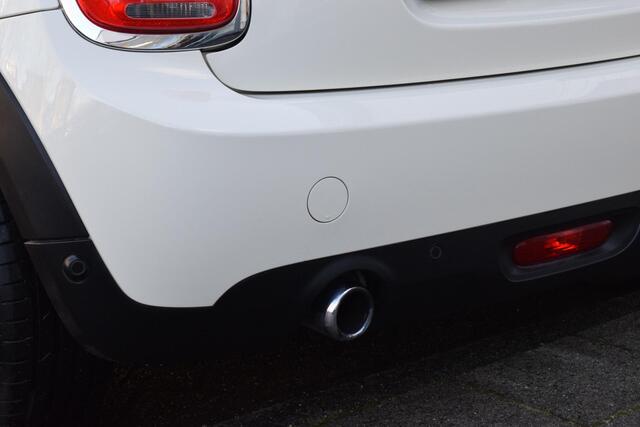 Mini COOPER Mini 1.5 Serious Business