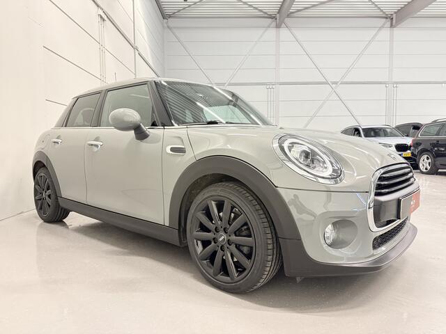 Mini COOPER Mini 1.5 Aut 5drs 66DKM/PANO/H&K/LED/CAMERA/CARPLAY/NAVI-BREED/SFEER/17"/PDC/MOONWALK-GREY/ABSOLUTE-NIEUWSTAAT