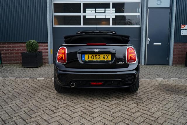 Mini COOPER Cabrio 1.5 Chili