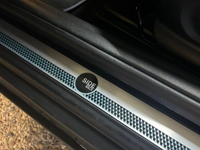 Mini COOPER Mini Cabrio 1.5 Sidewalk Edition | Geen import | Navigatie | Stoelver