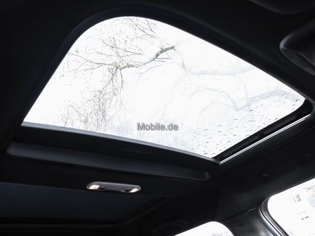 Mini COOPER 1.5 Steptr.Aut.-7 ** LED, NAVI+, PANORAMA, HuD, HALF-LEDER, KEYLESS, CAMERA ** 1e EIG - UNFALLFREI ** ** INFORMEER OOK NAAR ONZE AANTREKKELIJKE FINANCIAL-LEASE TARIEVEN **