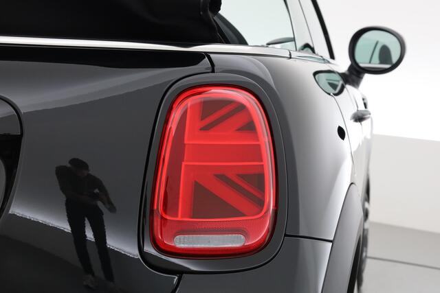 Mini COOPER Mini Cabrio 1.5 Rockingham GT Edition | John Cooper Works | Navi + CarPlay | Stoelverw. | 18'' | Digi Cockpit | Cruise