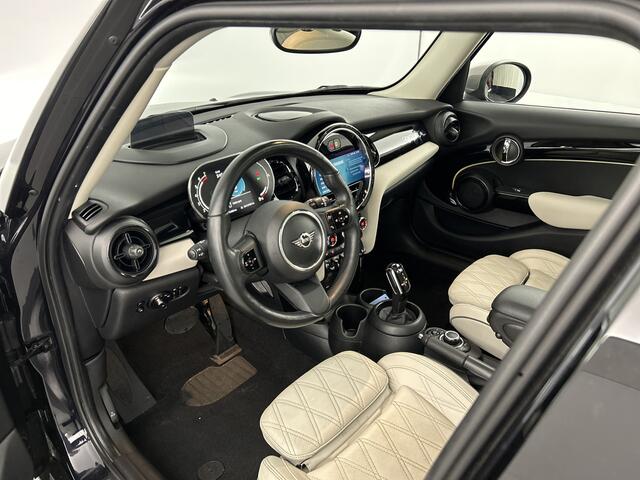 Mini COOPER Mini 1.5 Camden/Pano/Head-Up/17"/Leder/Sportst/Stoelv