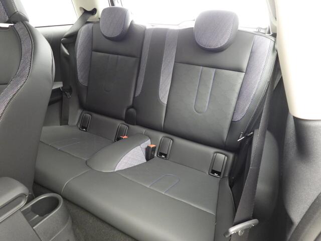 Mini COOPER 3-deurs C Automaat / LED / Stoelverwarming / Pakket S / Head-up / Park assist / Alu wielen 17 inch