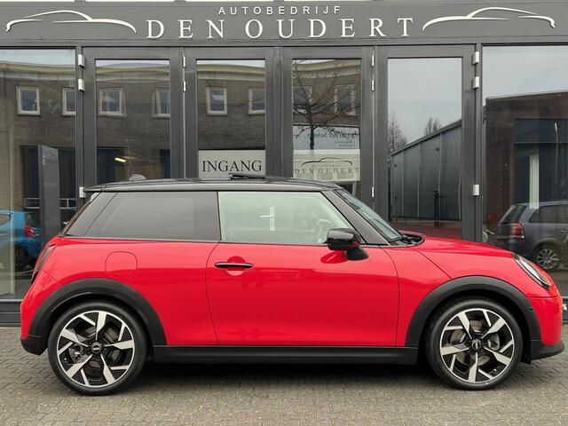 Mini COOPER Mini 1.5 C Classic M PANO/APPLE CARPLAY/ 18INCH