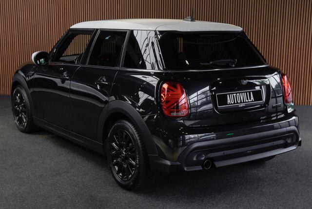 Mini COOPER Mini 1.5 Navi Leer Camera PDC Carplay Keyless Go & Entry LM velgen Zwarte binnenhemel Stoelverwarming Sportstoelen LED BTW auto!