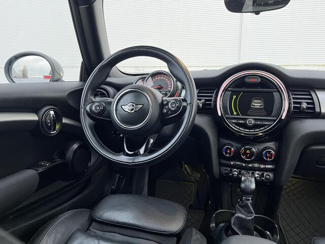 Mini COOPER Mini 1.5 Pepper Business / Lichtmetalen velgen 16" / Cruise control / Parkeersensor achter /