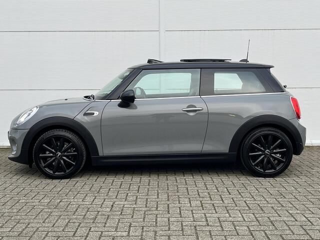 Mini COOPER Mini 1.5 Pepper Business / Lichtmetalen velgen 16" / Cruise control / Parkeersensor achter /