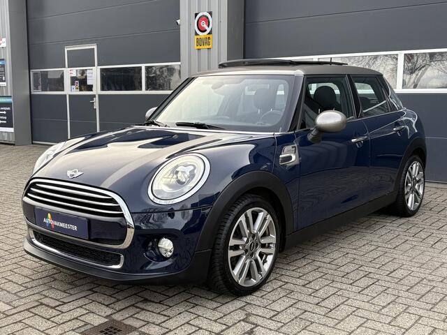 Mini COOPER Mini 1.5 Seven Chili | Pano | Schuifdak | Leder | Xenon | Camera | Cruise | Keyless | All Season | Interesse? Bel of App naar: 06 30 51 05 90