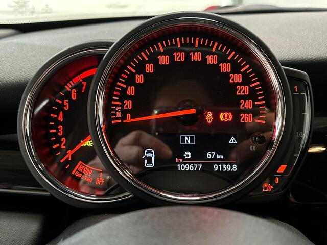 Mini COOPER Mini 1.5 Chili | LED | Apple Carplay | Parkeersensoren | 17 inch | NL auto | 1e eigenaar | BTW |