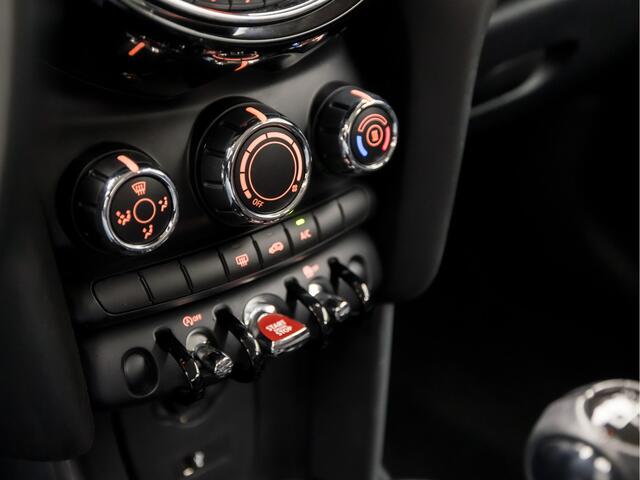 Mini COOPER 1.5 Cooper Sport (NAVIGATIE, NAP, BLUETOOTH, PARKEERSENSOREN, SPORTSTOELEN, CRUISE, ELEK PAKKET, NIEUWSTAAT)