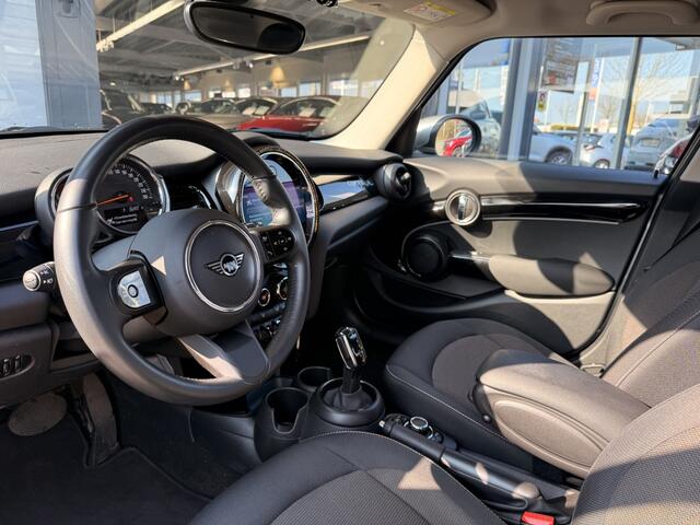 Mini COOPER Mini 1.5 Classic | Camden Edition