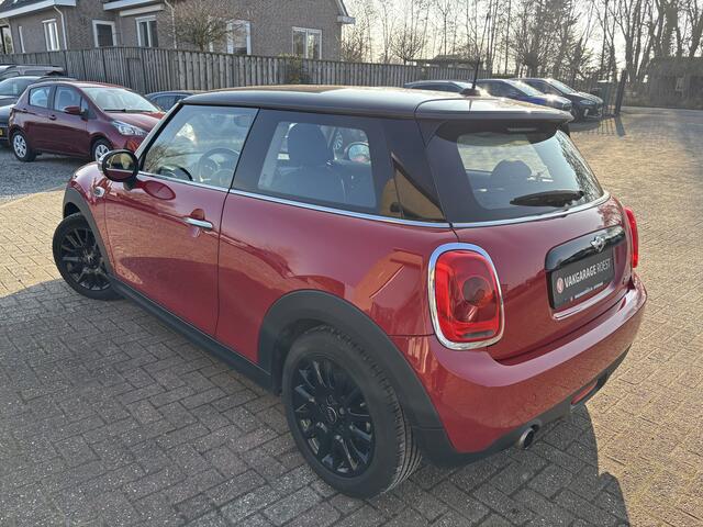 Mini COOPER Mini 1.5 Automaat Airco / LM-Velgen / Zwart dak