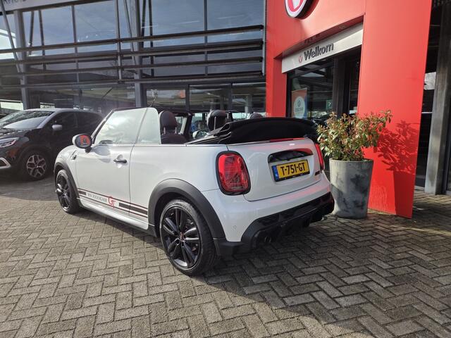 Mini COOPER Mini Cabrio 1.5 A/T Rockingham GT | JCW-Trim | Camera |Navi | Stoel v