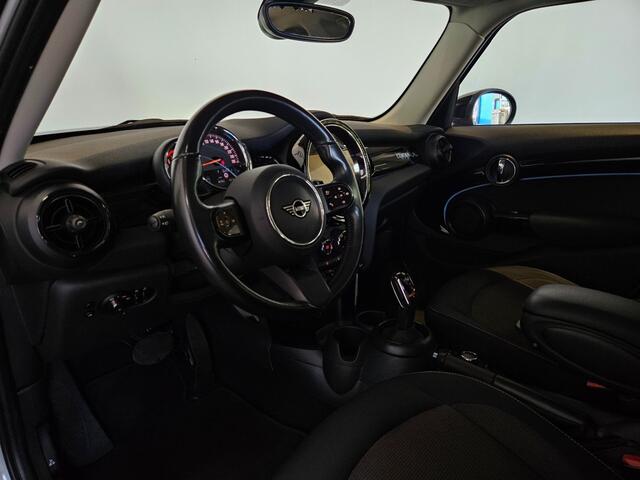 Mini COOPER Cooper 1.5 Camden Edition / Climate / Cruise / LED / NL Auto