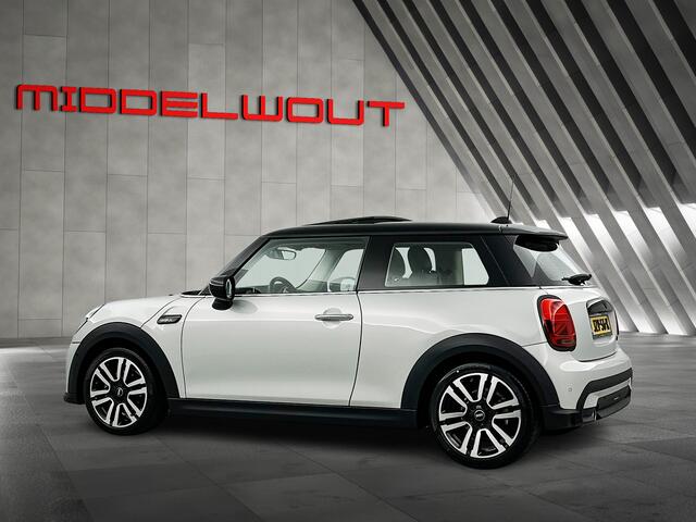 Mini COOPER Mini 1.5 Camden/Pano/17"/Leder/Carplay/A.Camera