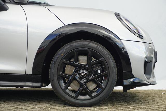 Mini COOPER 5-deurs C John Cooper Works Trim | Pakket XL | Panoramadak | Harman Kardon | Stoel & Stuurverwarming | Driving Assistant Plus