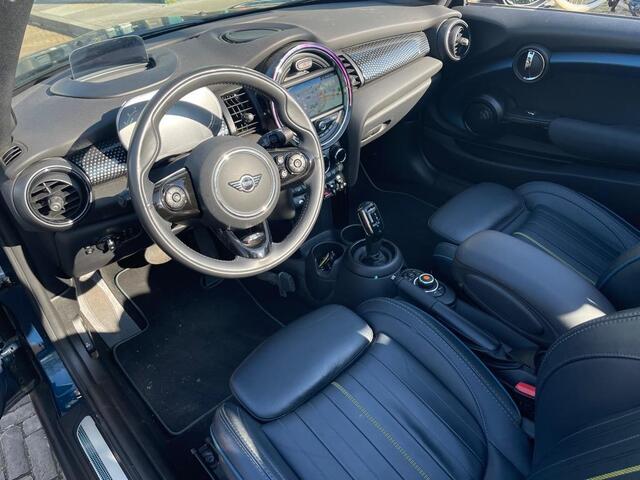 Mini COOPER Mini Cabrio 1.5 Sidewalk Edition | 52.000 Km | Full Options.